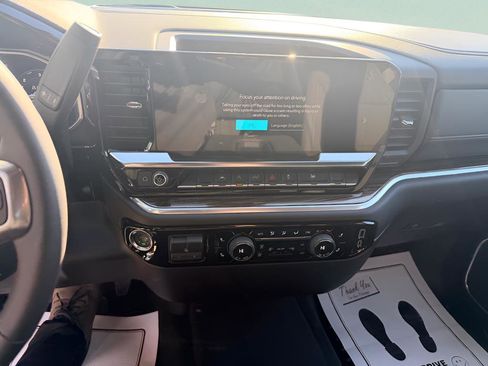 New 2026 Chevrolet Silverado 1500 LT image 19