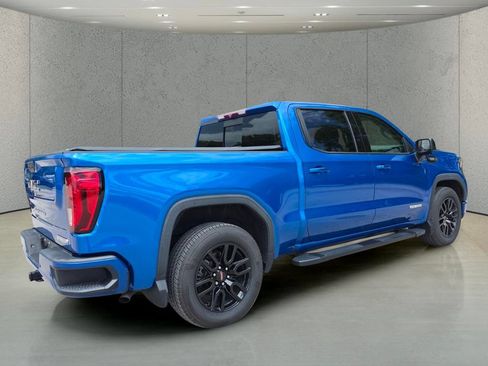 Used 2022 GMC Sierra 1500 Elevation w/ Elevation Premium Package RWD image 4