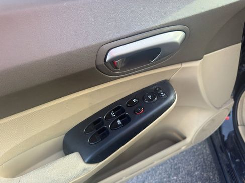 Used 2006 Honda Civic LX image 9