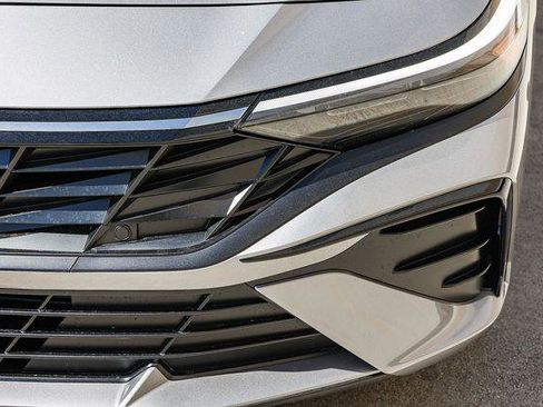 New 2026 Hyundai Elantra SEL Sport Premium FWD image 10