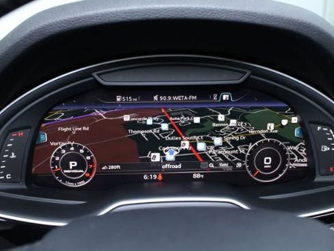 Used 2017 Audi Q7 3.0T Prestige w/ Prestige Package image 22