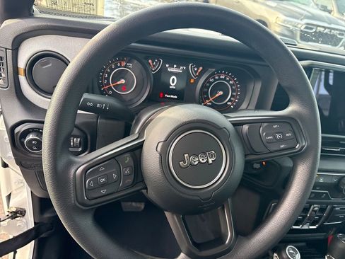 New 2026 Jeep Gladiator Sport AWD/4WD image 15