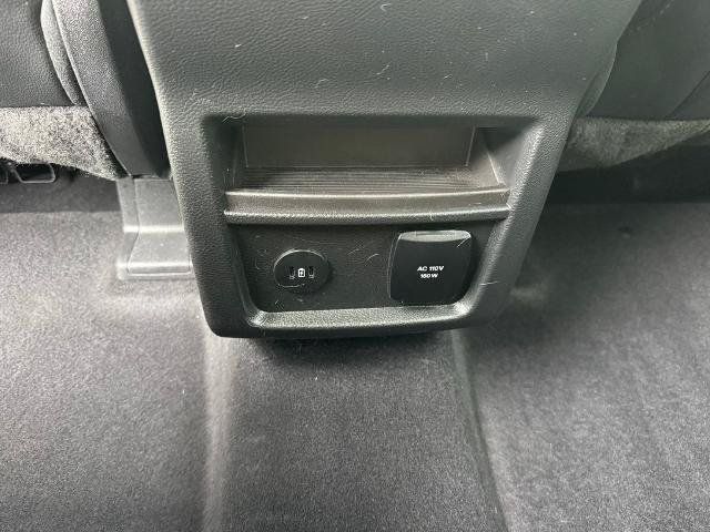 Certified 2024 Ford Edge SEL w/ Convenience Package AWD/4WD image 11