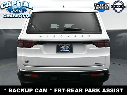 Used 2024 Jeep Wagoneer L Series II RWD image 6