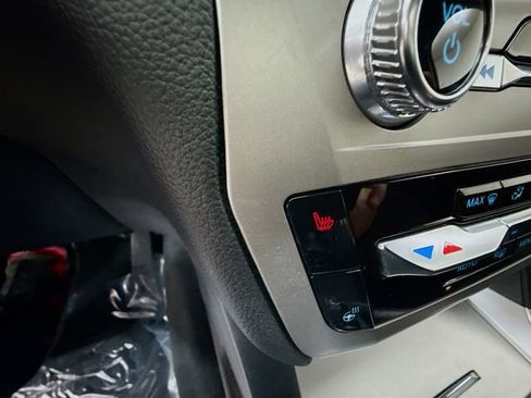 Used 2023 Ford Explorer XLT w/ Equipment Group 202A image 33