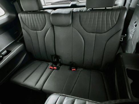 Used 2023 Hyundai Palisade Limited FWD image 31