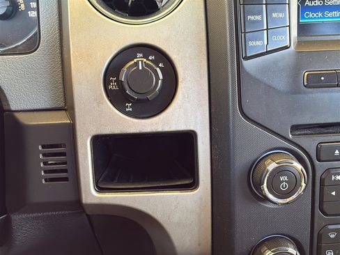 Used 2014 Ford F150 XLT w/ XLT Chrome Package image 24