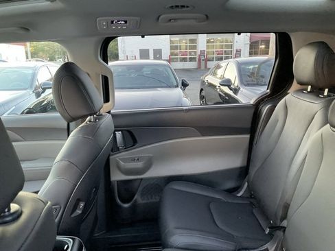 New 2026 Kia Carnival SX image 41