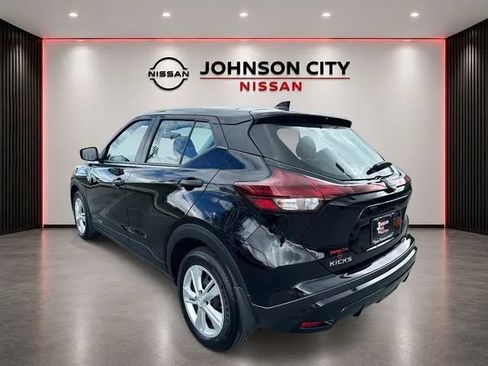 Used 2025 Nissan Kicks Play S FWD image 7