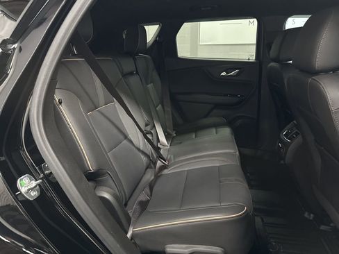 Used 2024 Chevrolet Blazer Premier w/ Enhanced Convenience Package AWD/4WD image 36