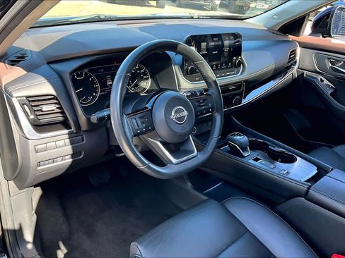 Certified 2023 Nissan Rogue SL w/ SL Premium Package image 17