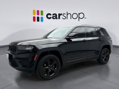 Used 2023 Jeep Grand Cherokee Altitude image 1