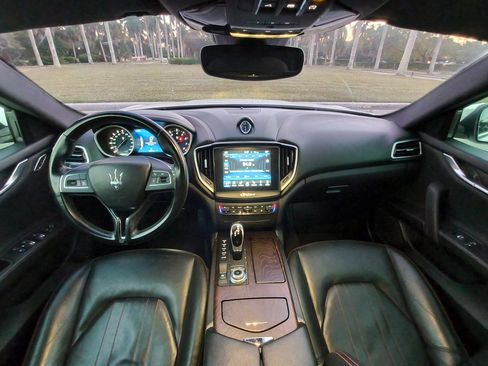 Used 2018 Maserati Ghibli S Q4 image 9