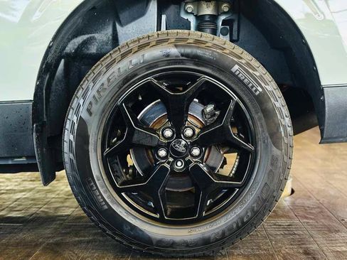 Used 2024 Ford Maverick Lariat w/ FX4 Off-Road Package AWD/4WD image 30