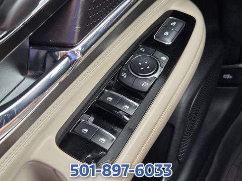 Certified 2025 Lincoln Corsair AWD w/ Equipment Group 101A image 27
