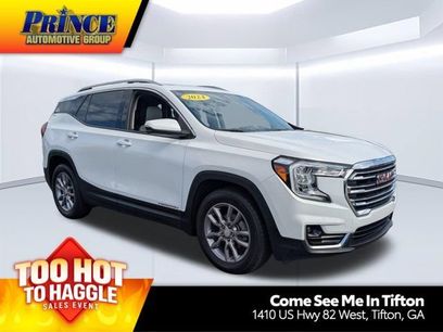 Used 2024 GMC Terrain SLT w/ Infotainment Package II