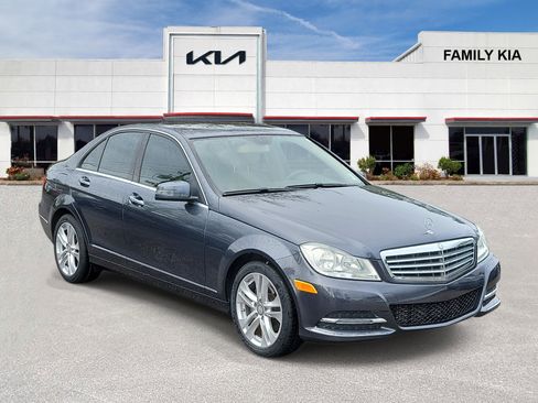 Used 2013 Mercedes-Benz C 250 Sedan image 1