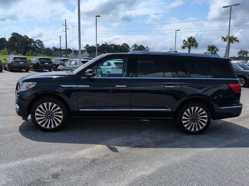 Used 2019 Lincoln Navigator L Reserve w/ Cargo Package AWD/4WD image 7
