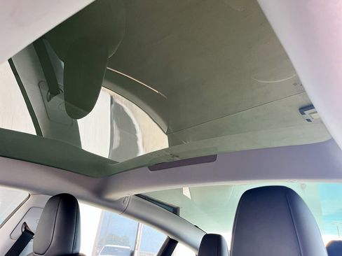 Used 2025 Tesla Model 3 Long Range RWD image 21