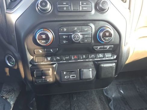 Used 2020 Chevrolet Silverado 3500 LT w/ All Star Edition image 28