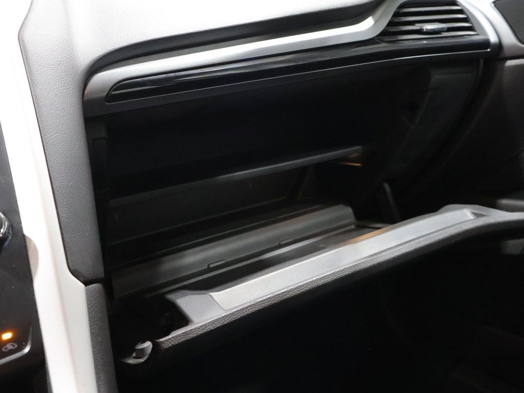 Used 2014 Ford Fusion SE FWD image 28