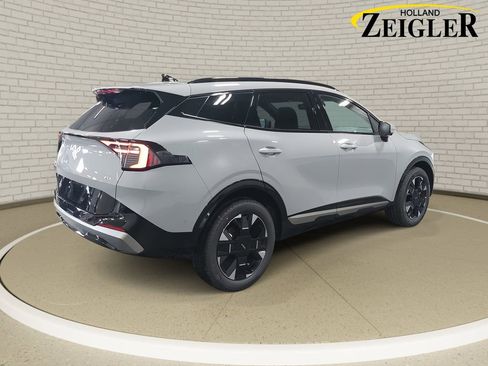 New 2026 Kia Sportage SX image 5