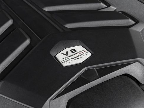 Used 2023 Lamborghini Urus Performante AWD/4WD image 52