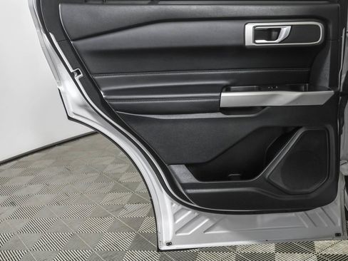 Used 2021 Ford Explorer XLT w/ Equipment Group 202A image 42