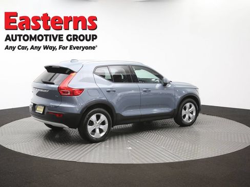 Used 2021 Volvo XC40 T4 Momentum FWD image 41