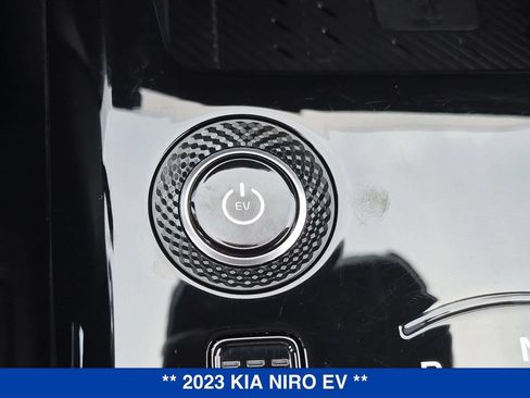 Used 2023 Kia Niro Wave w/ Wave Preserve Package FWD image 28