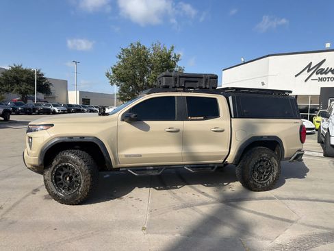 Used 2024 GMC Canyon Elevation w/ Convenience Package AWD/4WD image 2