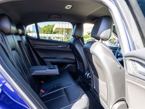 Used 2022 Alfa Romeo Stelvio Sprint image 13