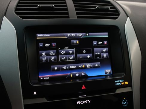 Used 2015 Ford Explorer Sport w/ Equipment Group 401A AWD/4WD image 48