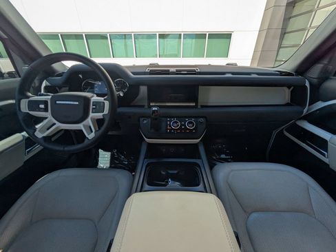 Used 2023 Land Rover Defender 110 SE AWD/4WD image 15
