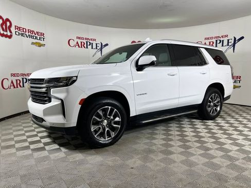 Used 2021 Chevrolet Tahoe LT w/ LT Signature Package image 3