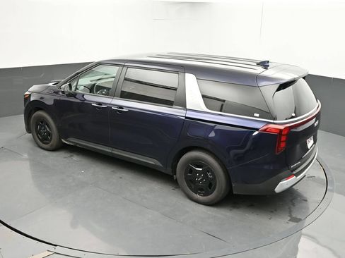 Used 2026 Kia Carnival FWD image 34