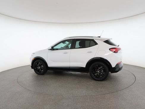 Used 2024 Buick Encore GX Sport Touring image 8