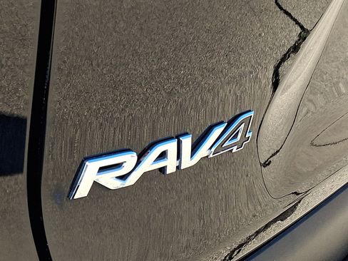 Used 2025 Toyota RAV4 LE image 30