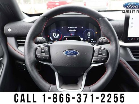 Used 2025 Ford Explorer ST-Line image 29