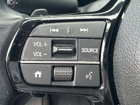 Used 2025 Honda Civic Sport image 18