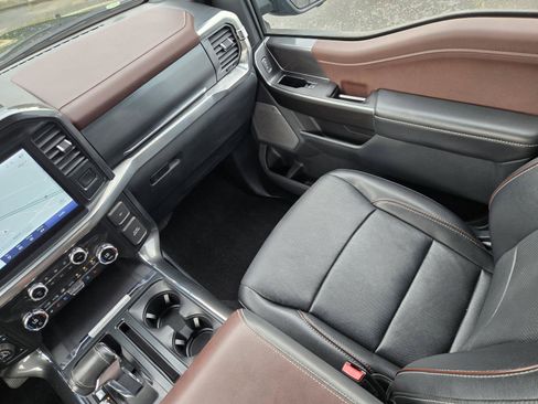 Used 2021 Ford F150 Lariat w/ Equipment Group 502A High AWD/4WD image 15