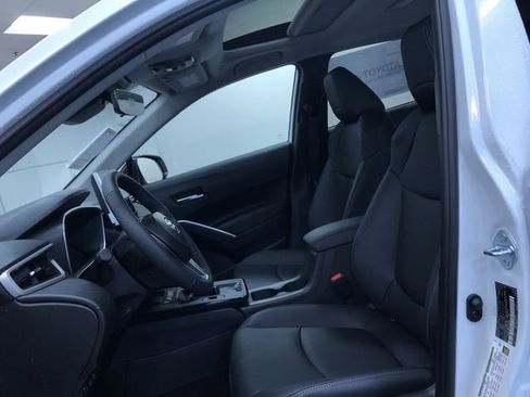 New 2026 Toyota Corolla Cross XLE image 18