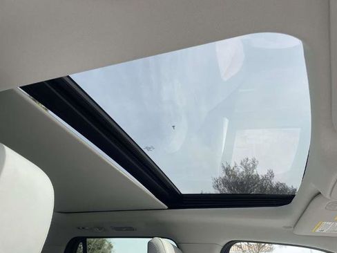 Certified 2025 Ford Expedition Platinum AWD/4WD image 36