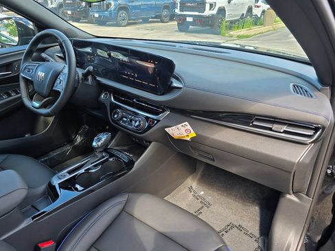 New 2026 Buick Envista Sport Touring w/ Convenience I Package FWD image 28