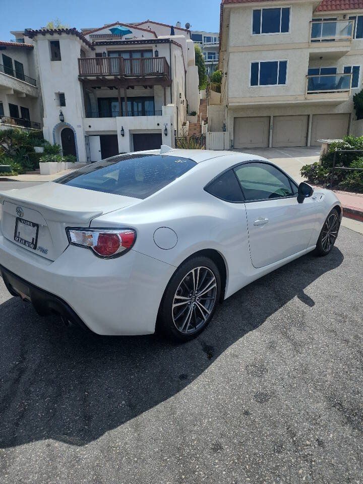 Used 2015 Scion FR-S RWD image 3