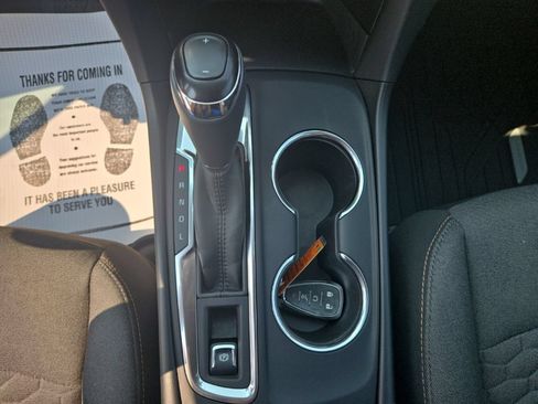 Certified 2018 Chevrolet Equinox LT FWD image 23