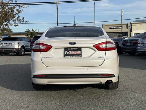 Used 2015 Ford Fusion SE w/ Equipment Group 202A image 8