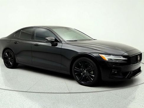 Used 2024 Volvo S60 B5 Plus w/ Climate Package AWD/4WD image 3