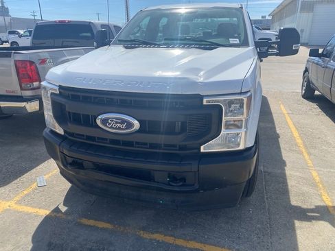 Used 2022 Ford F250 XL w/ Power Equipment Group image 1