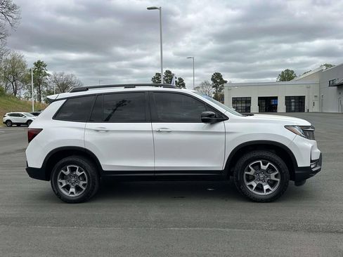 Certified 2023 Honda Passport TrailSport image 29